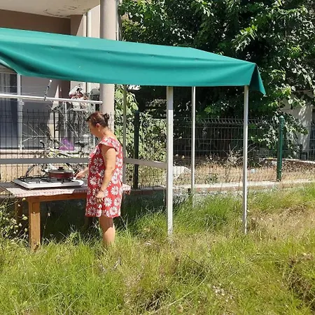 Campsite Cinar Karavan *